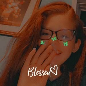 Meet your Posher, Zoe